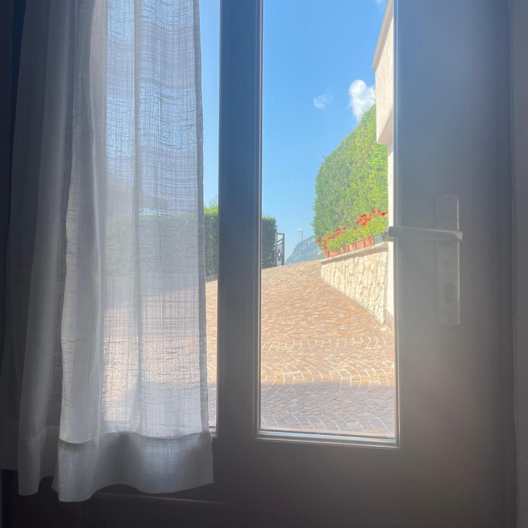 Monolocale A Molveno Apartment Bagian luar foto